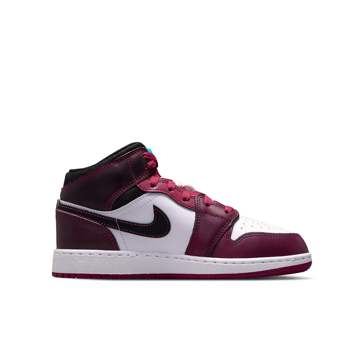 Air Jordan 1 Mid SE image 5