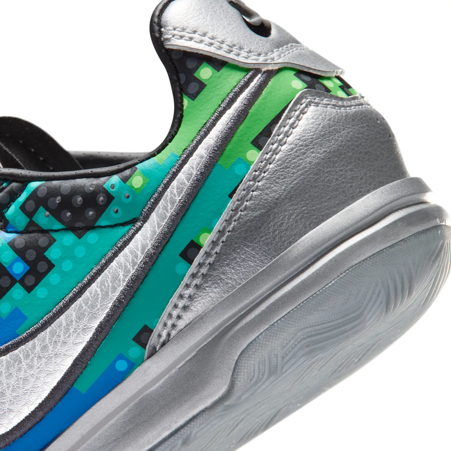 Nike Jr. Streetgato x LEGO® Collection image 10