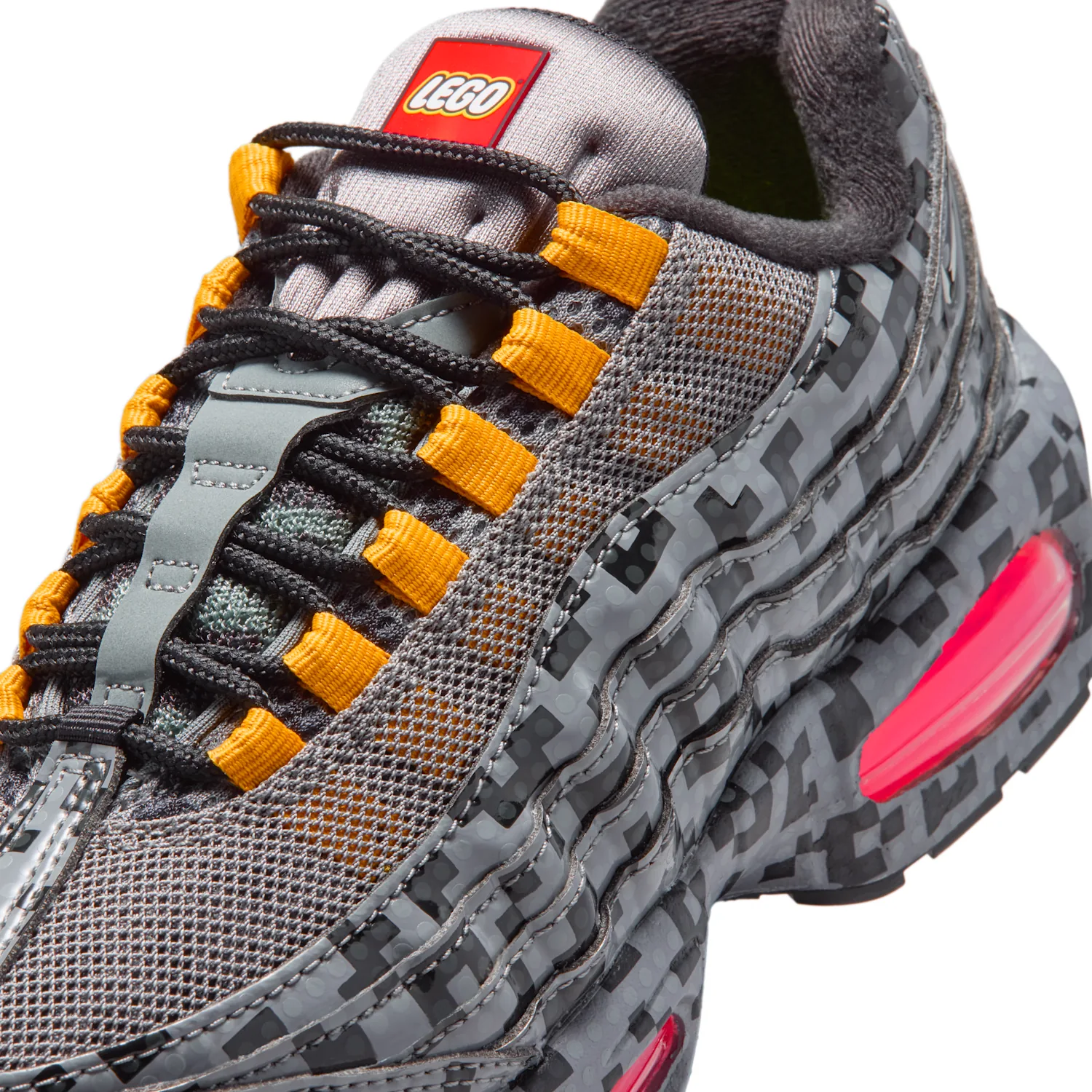 Nike Air Max 95 x LEGO® Collection image 9