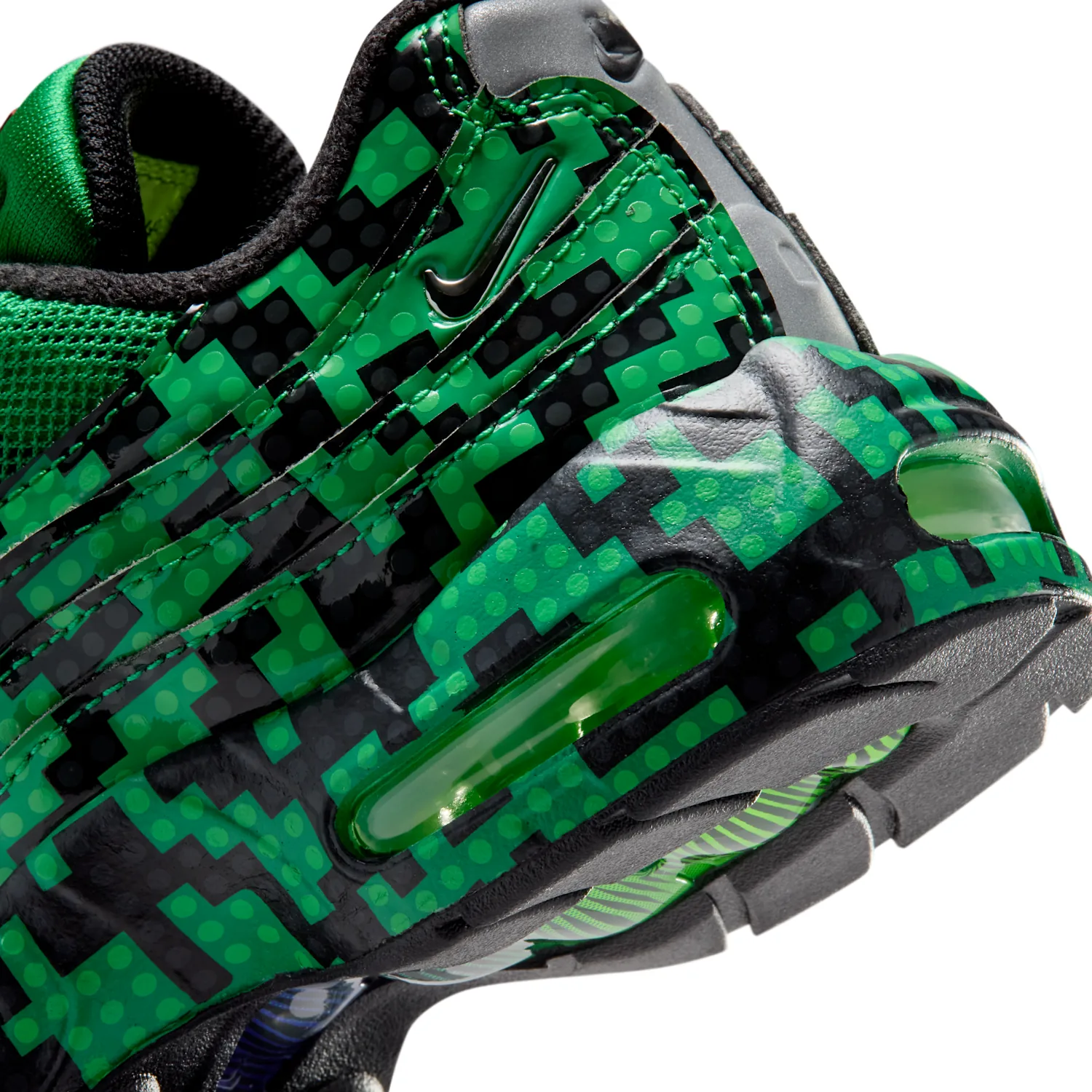 Nike Air Max 95 x LEGO® Collection image 10