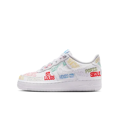 Nike Air Force 1 LV8 3