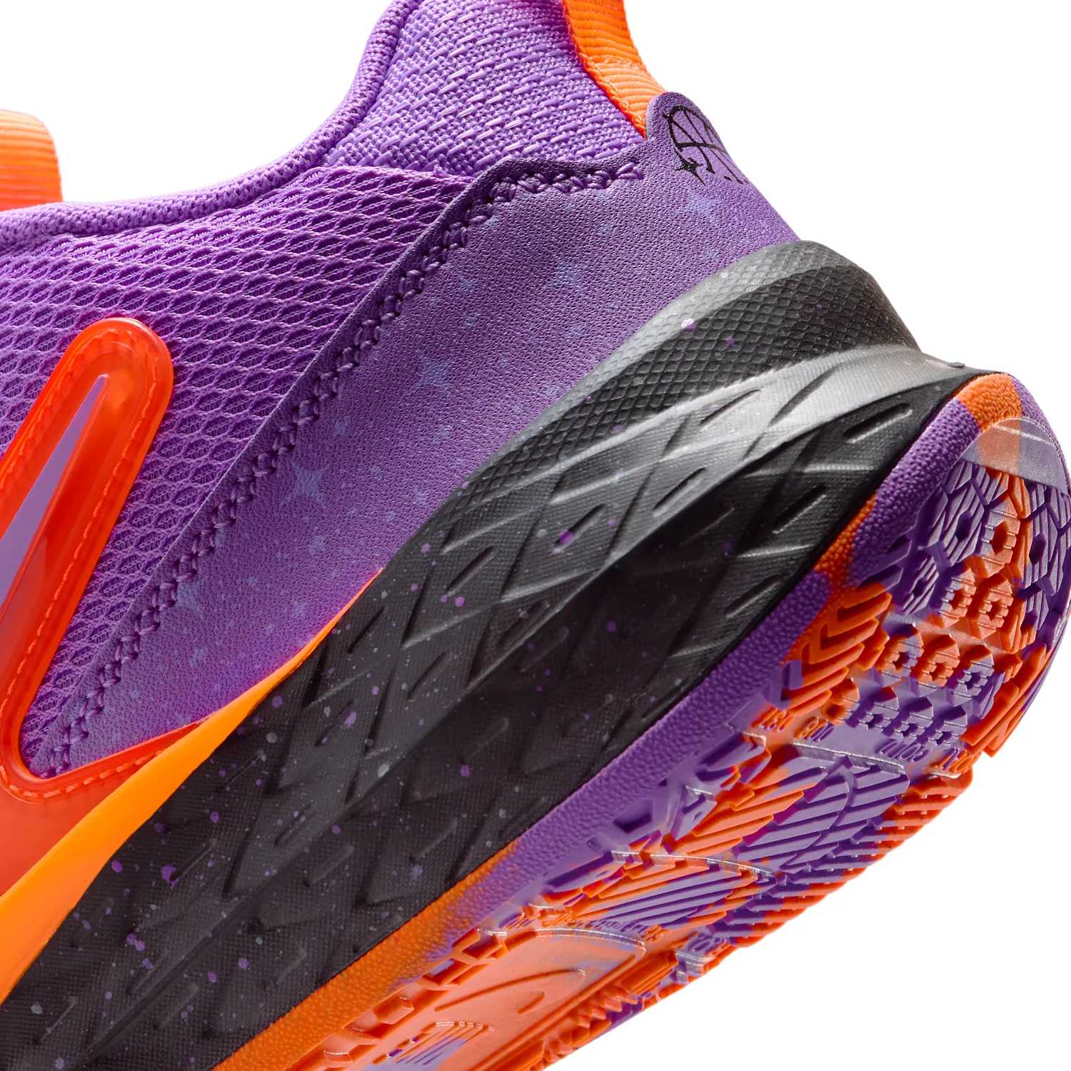 Nike Team Hustle D 12 image 8