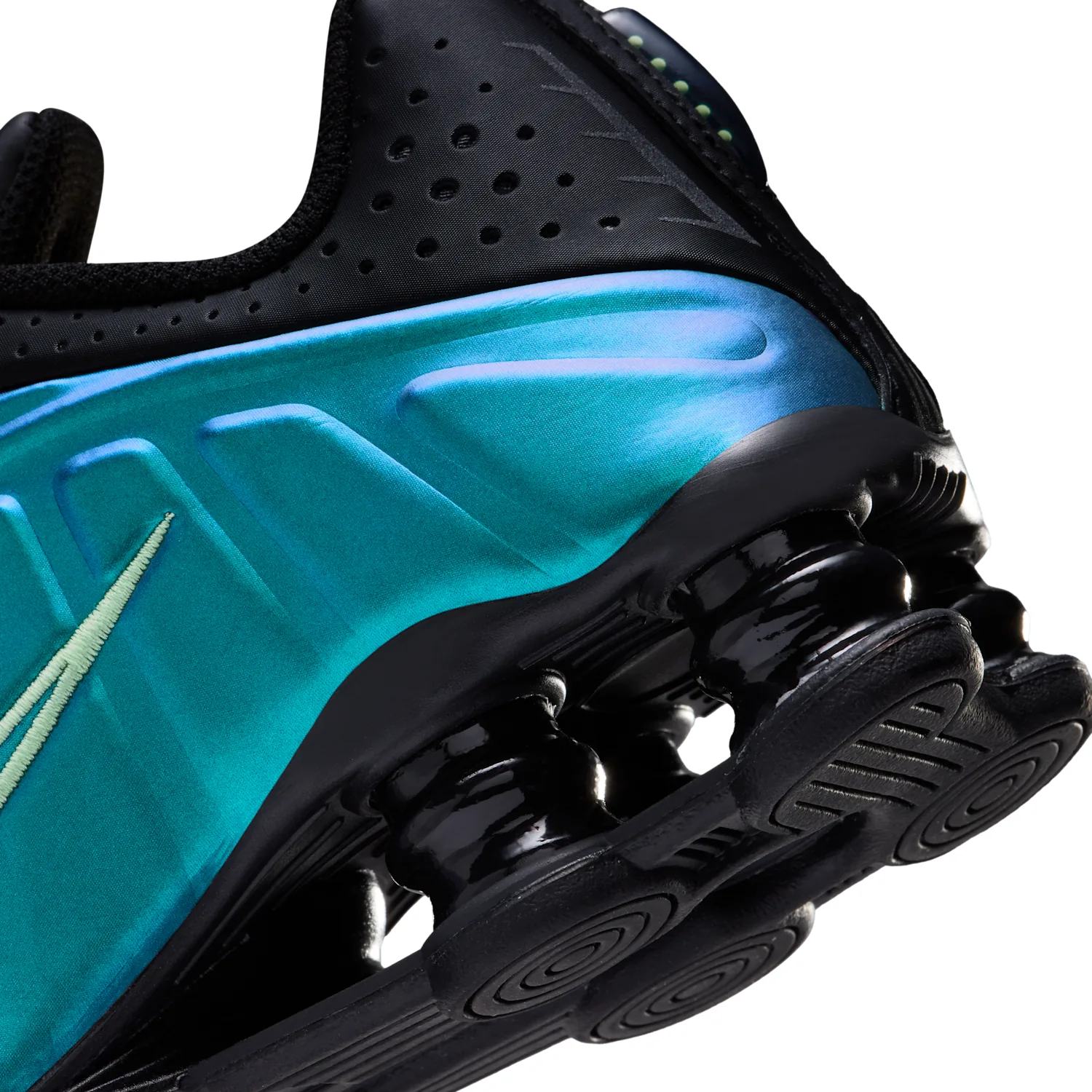 Nike Shox R4 Shift image 8