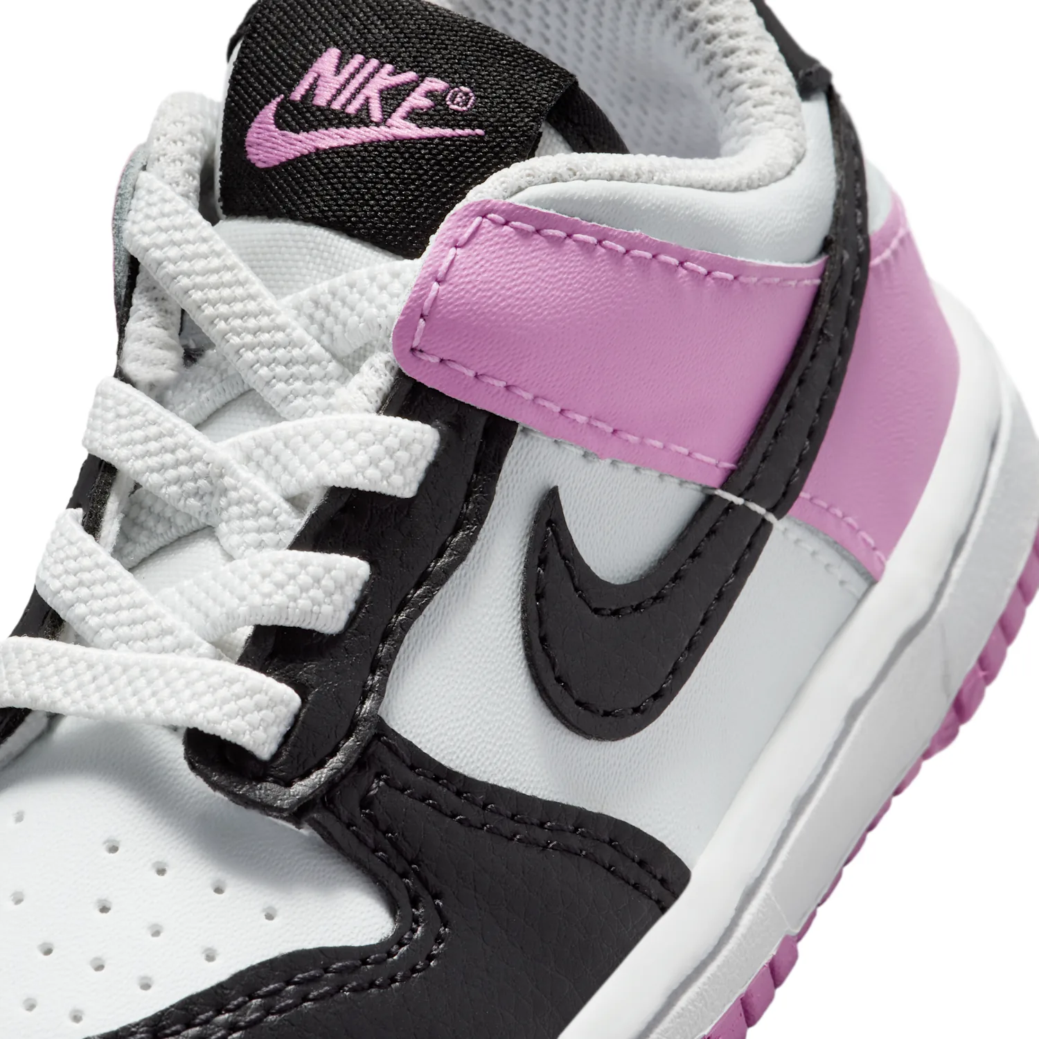 Nike Dunk Low image 7