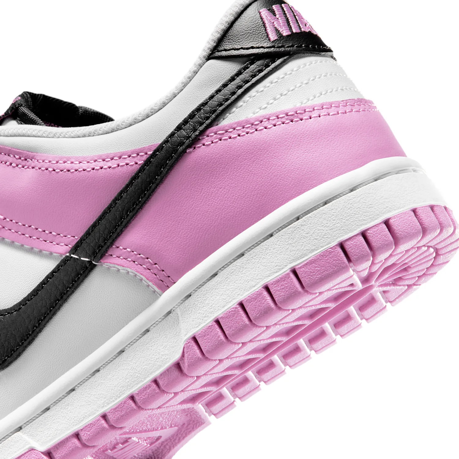 Nike Dunk Low image 8
