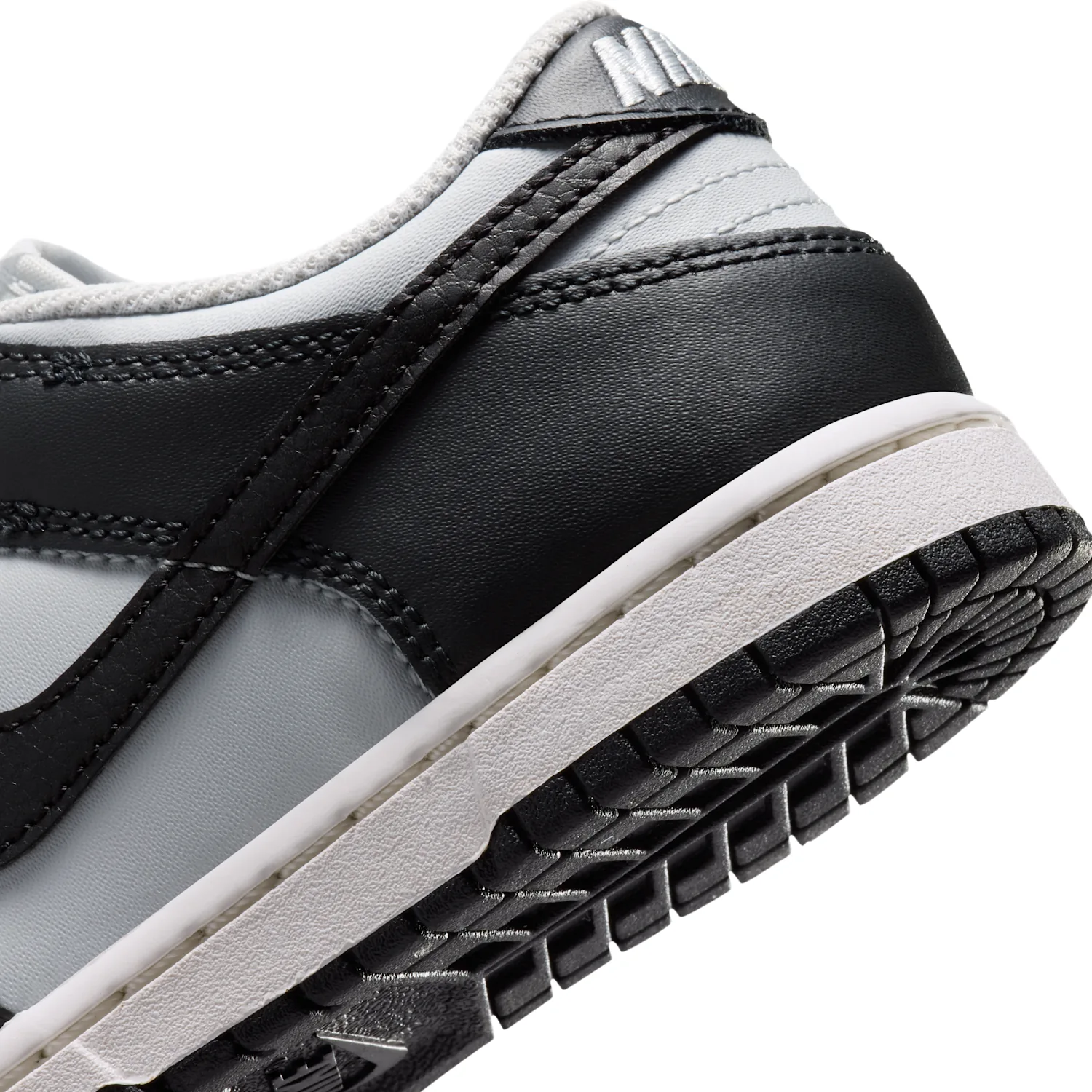 Nike Dunk Low image 8