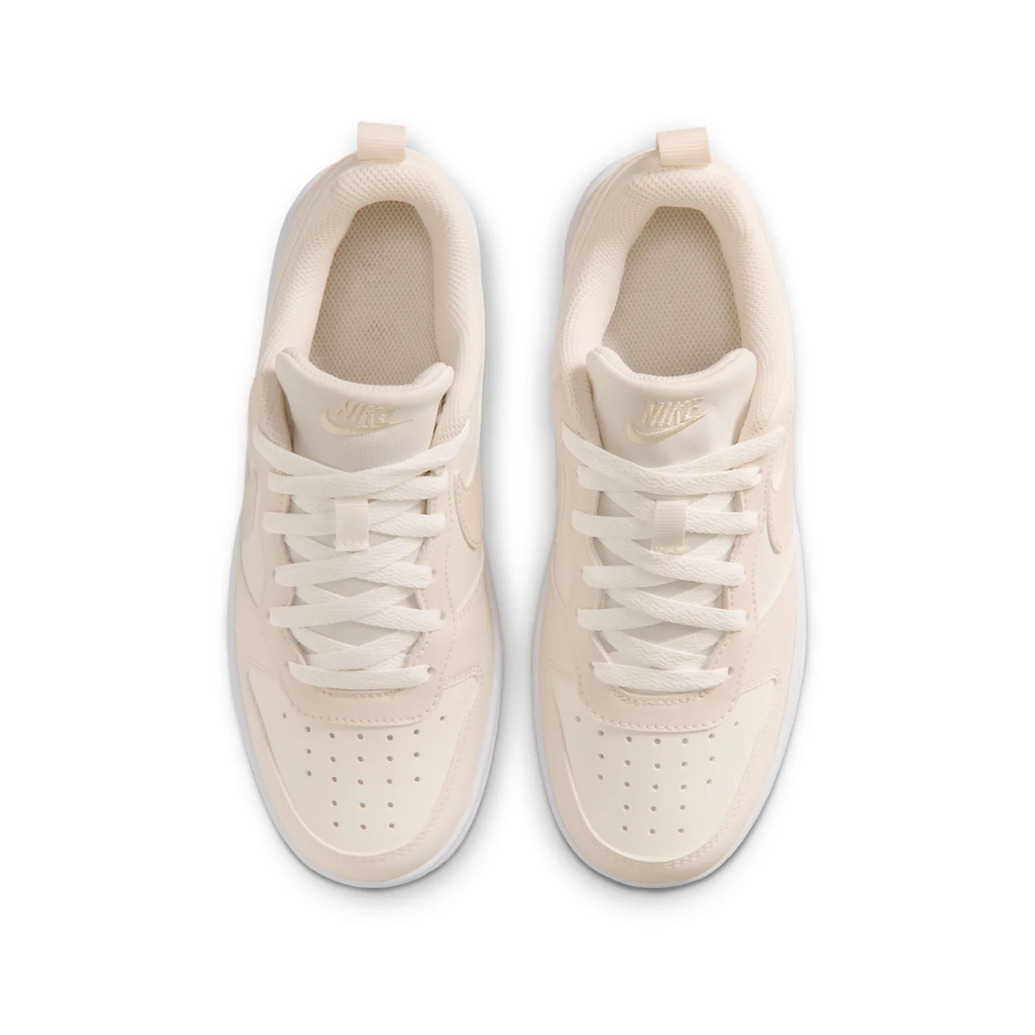 Nike Court Borough Low image 4