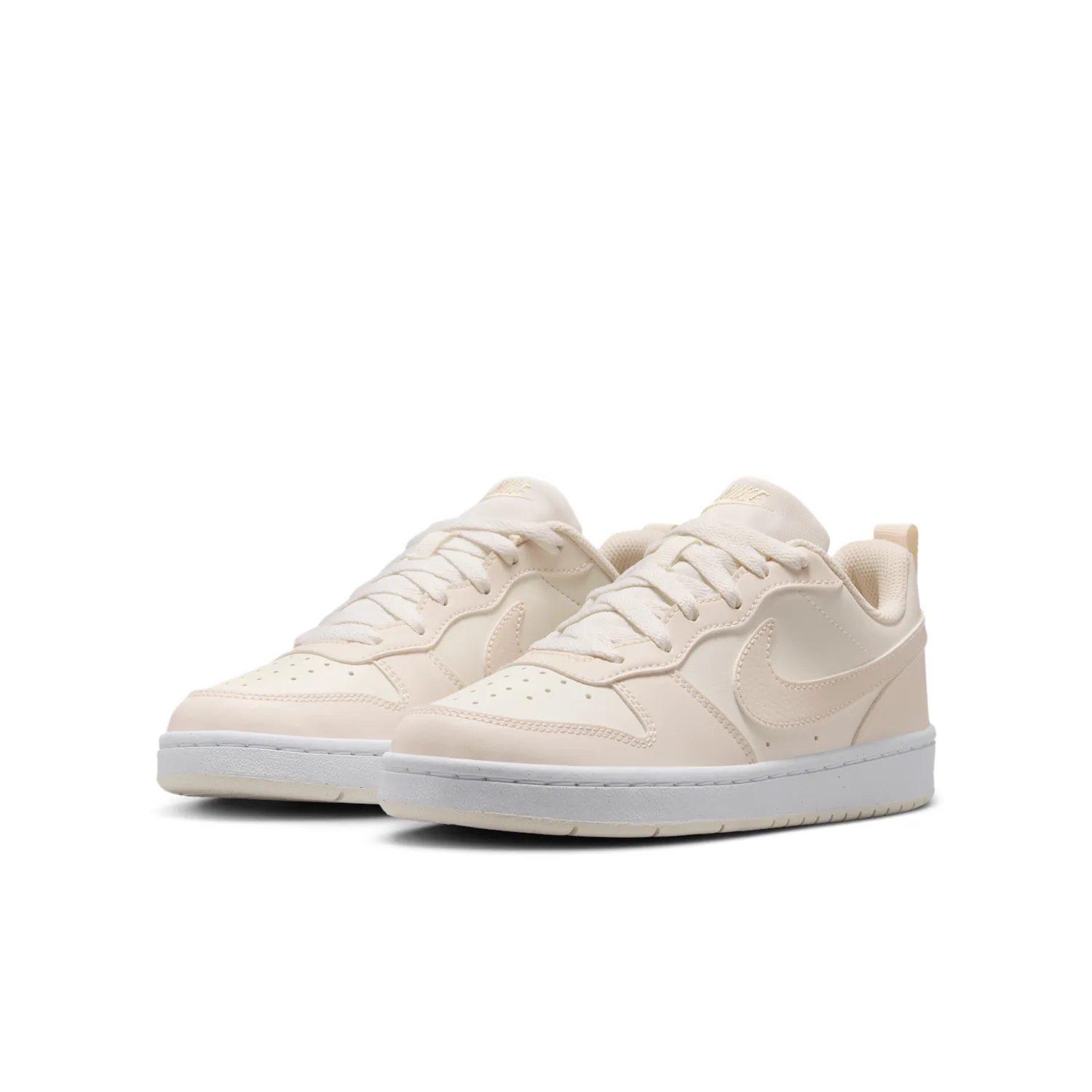 Nike Court Borough Low image 5
