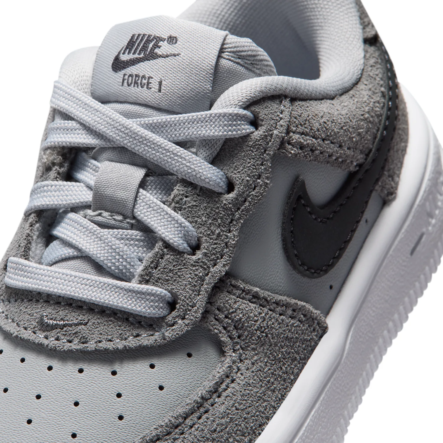 Nike Force 1 Low Essential+ image 7