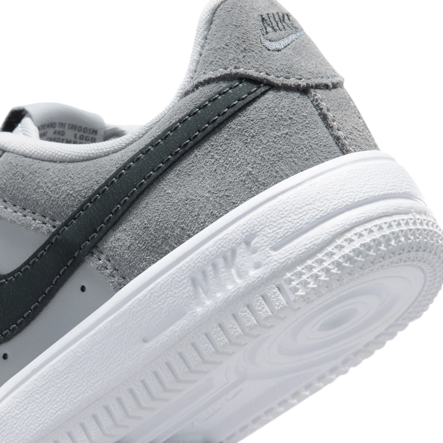 Nike Force 1 Low Essential+ image 8