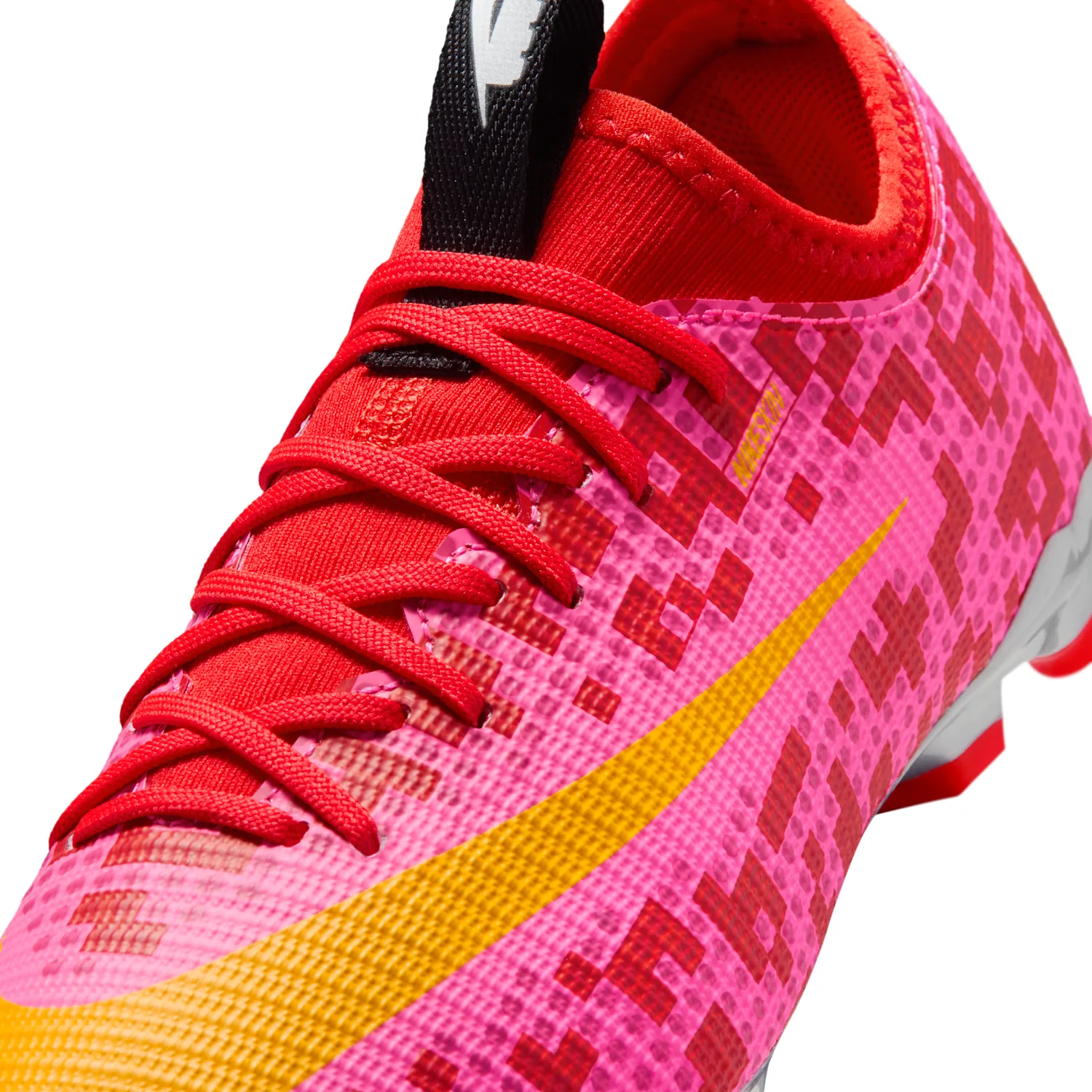 Nike Jr. Mercurial Vapor Academy x LEGO® Collection image 12