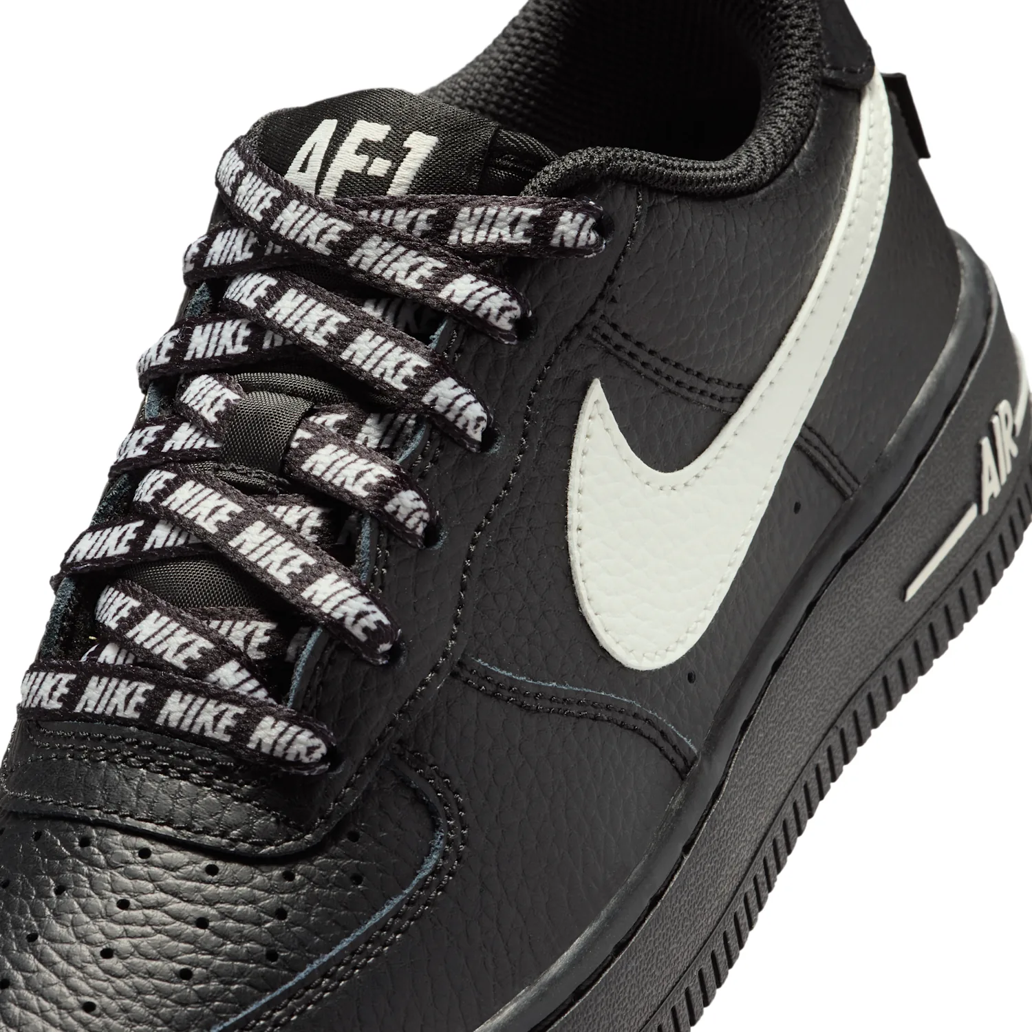 Nike Air Force 1 Low image 7