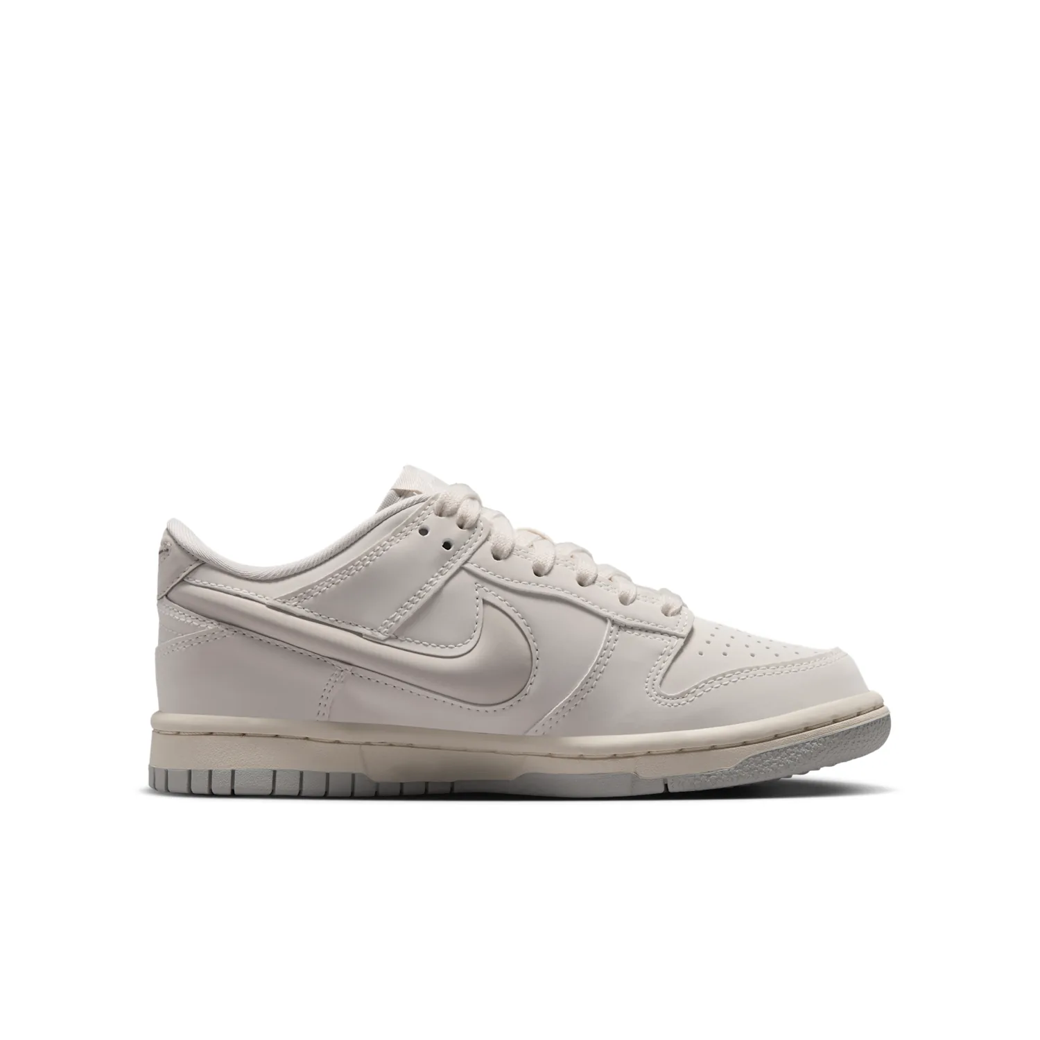 Nike Dunk Low LV8 image 3