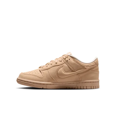 Nike Dunk Low LV8