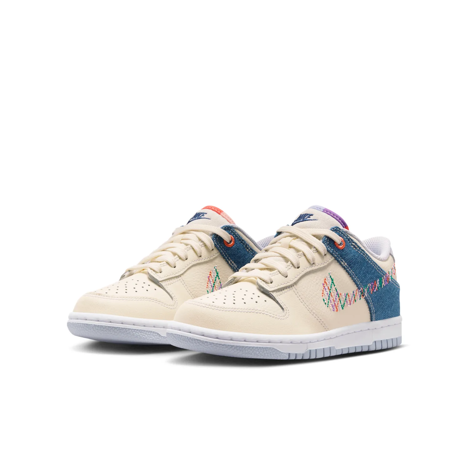 Nike Dunk Low image 5