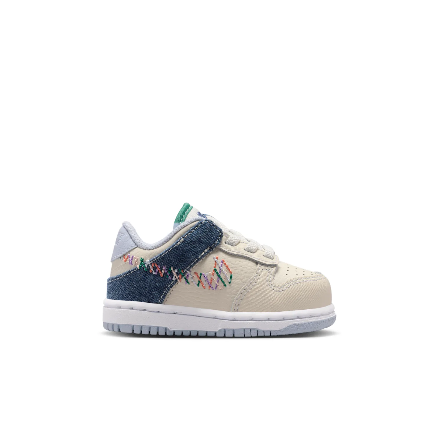 Nike Dunk Low image 3