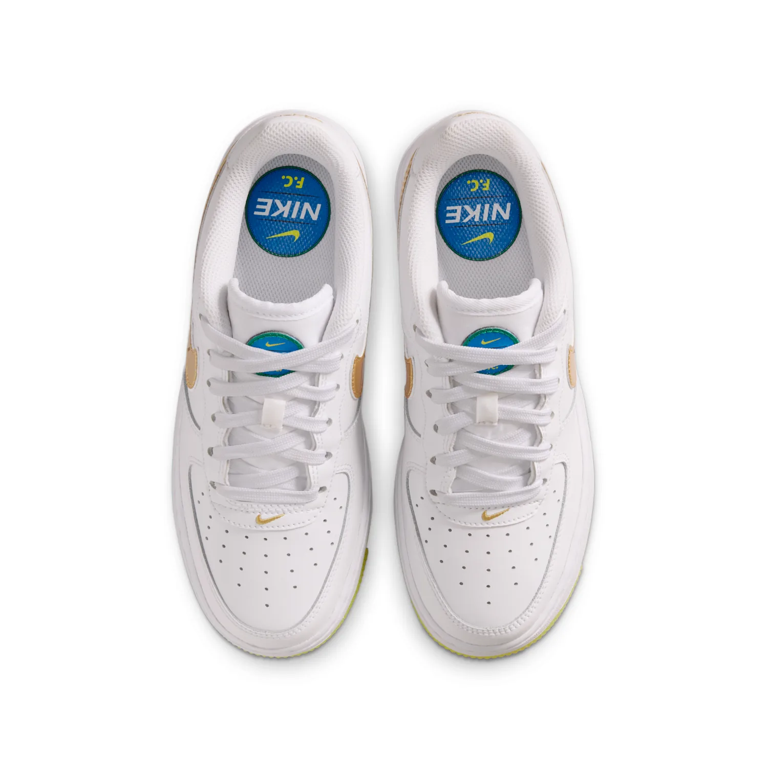 Nike Air Force 1 image 4