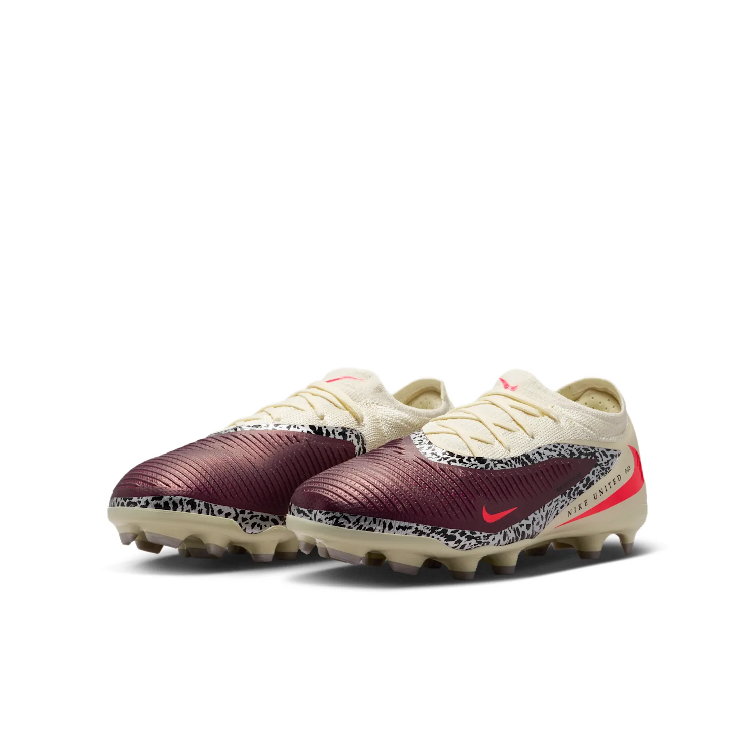 Nike United Jr. Phantom 6 Low Pro image 5