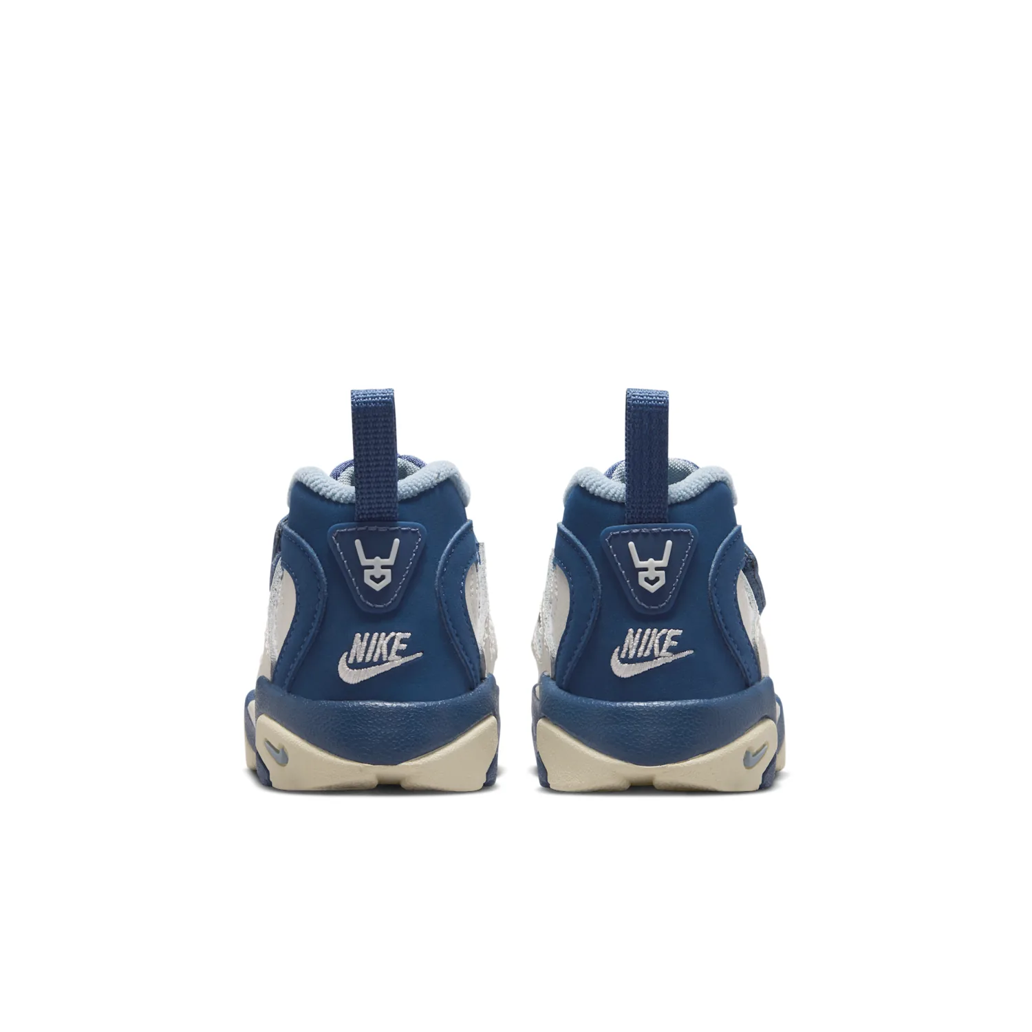 Nike Diamond Turf II image 6