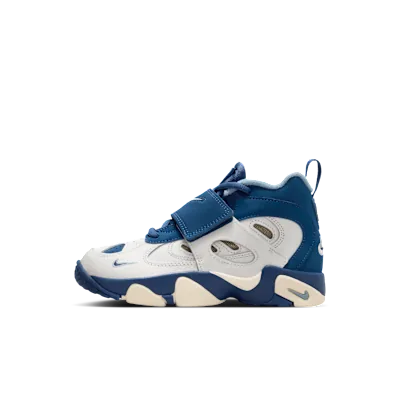 Nike Diamond Turf II