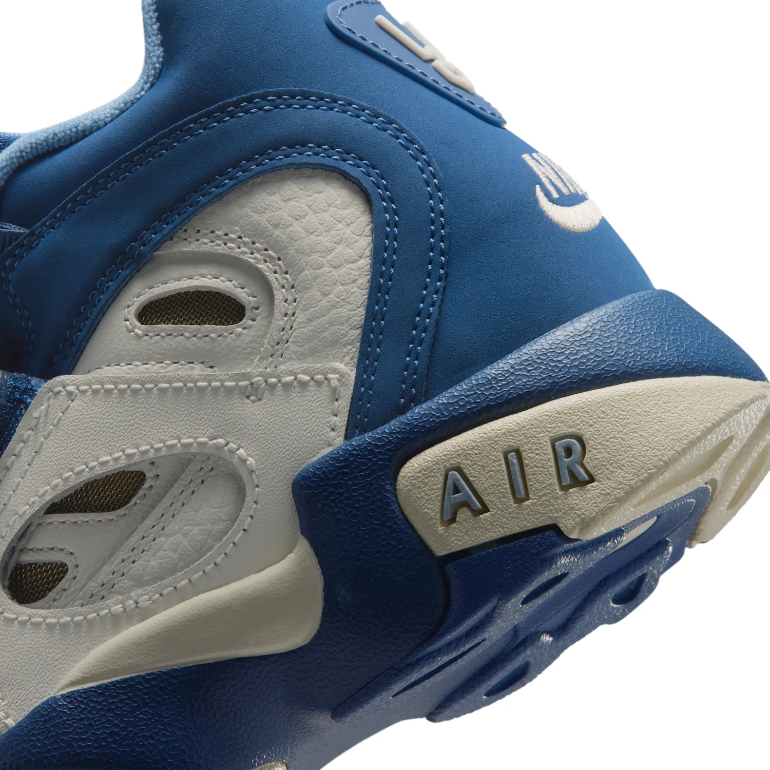 Nike Air Diamond Turf II image 9