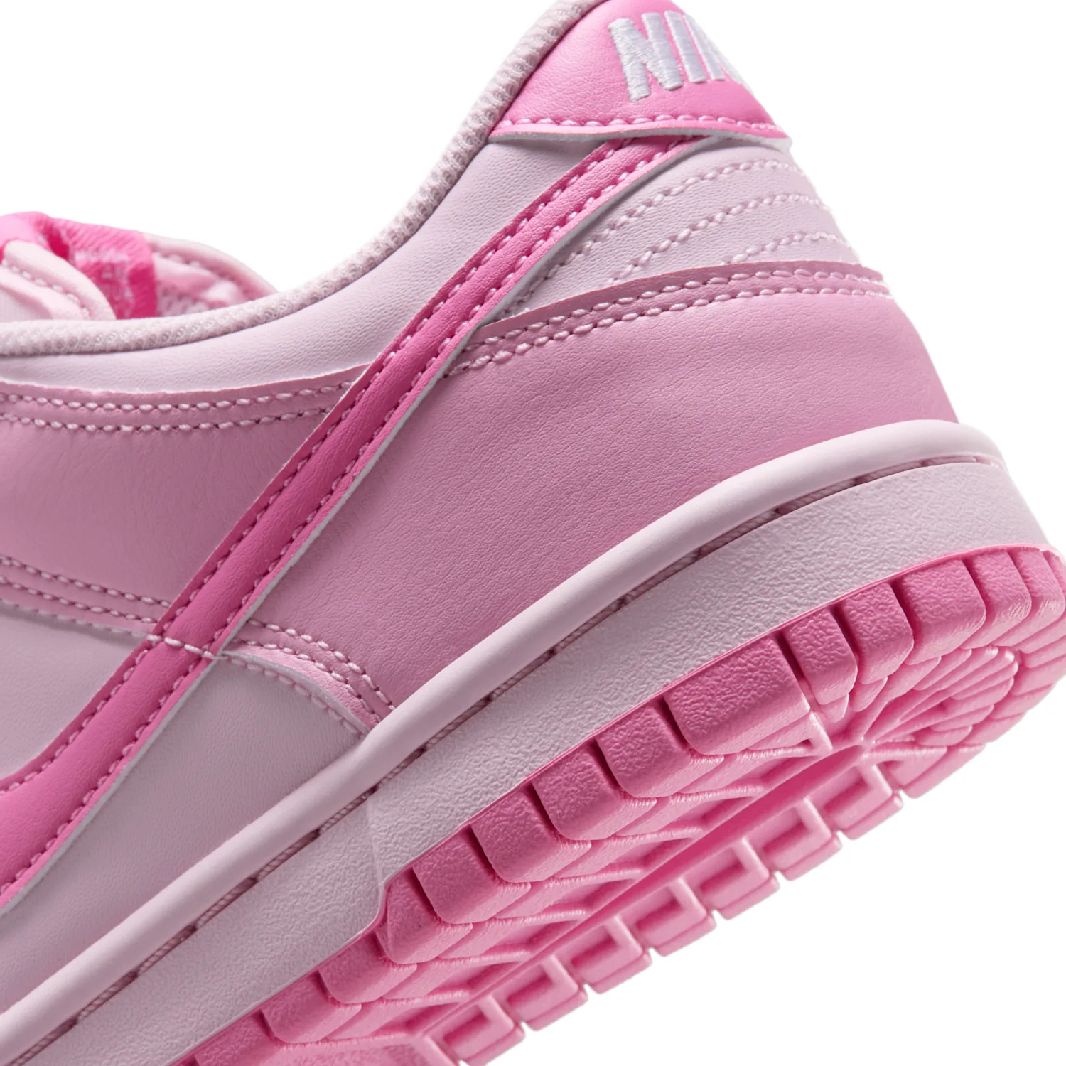 Nike Dunk Low image 8