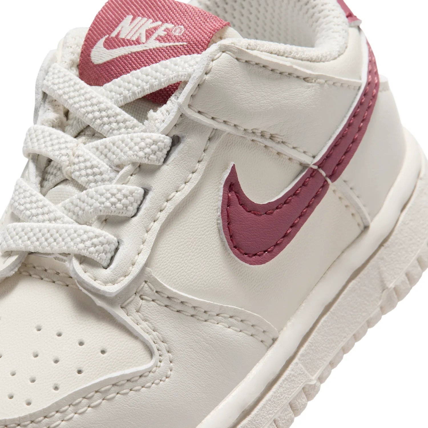 Nike Dunk Low image 7