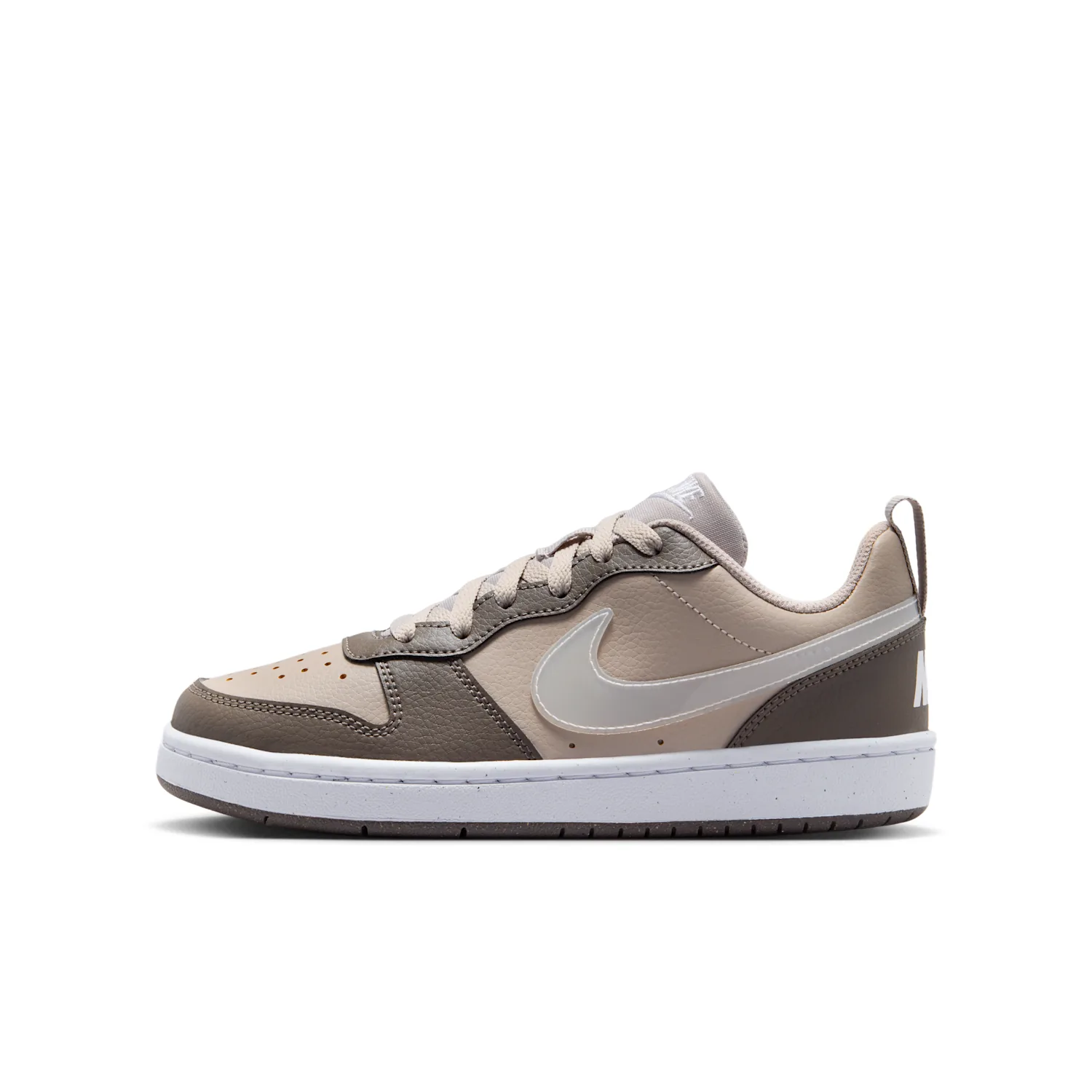 Nike Court Borough Low