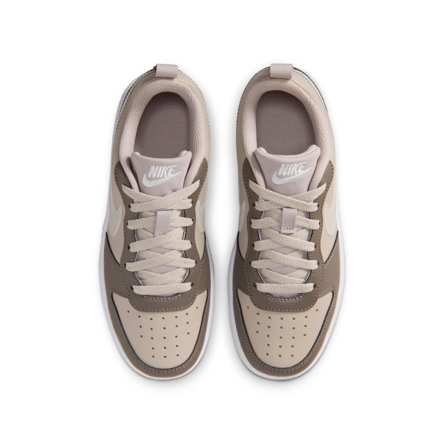 Nike Court Borough Low image 4