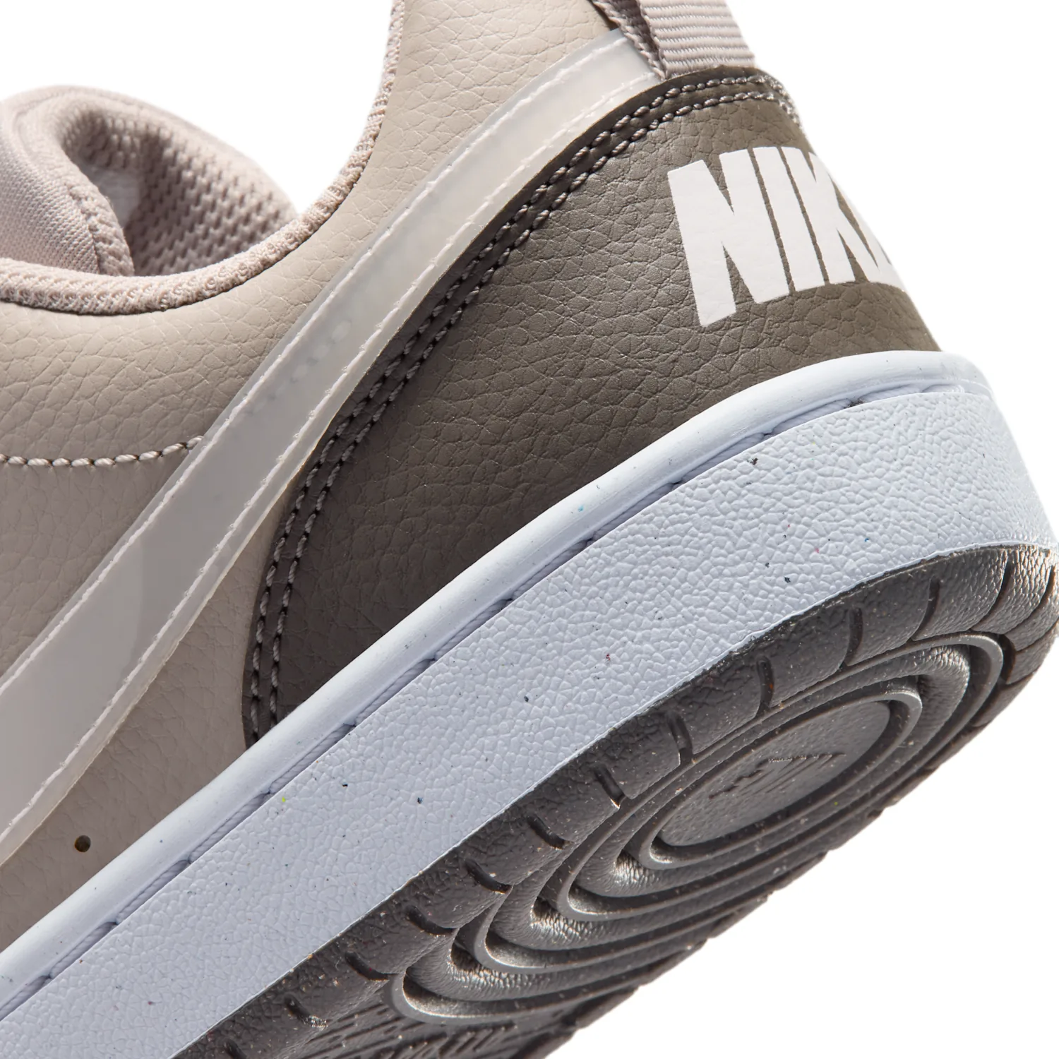Nike Court Borough Low image 8