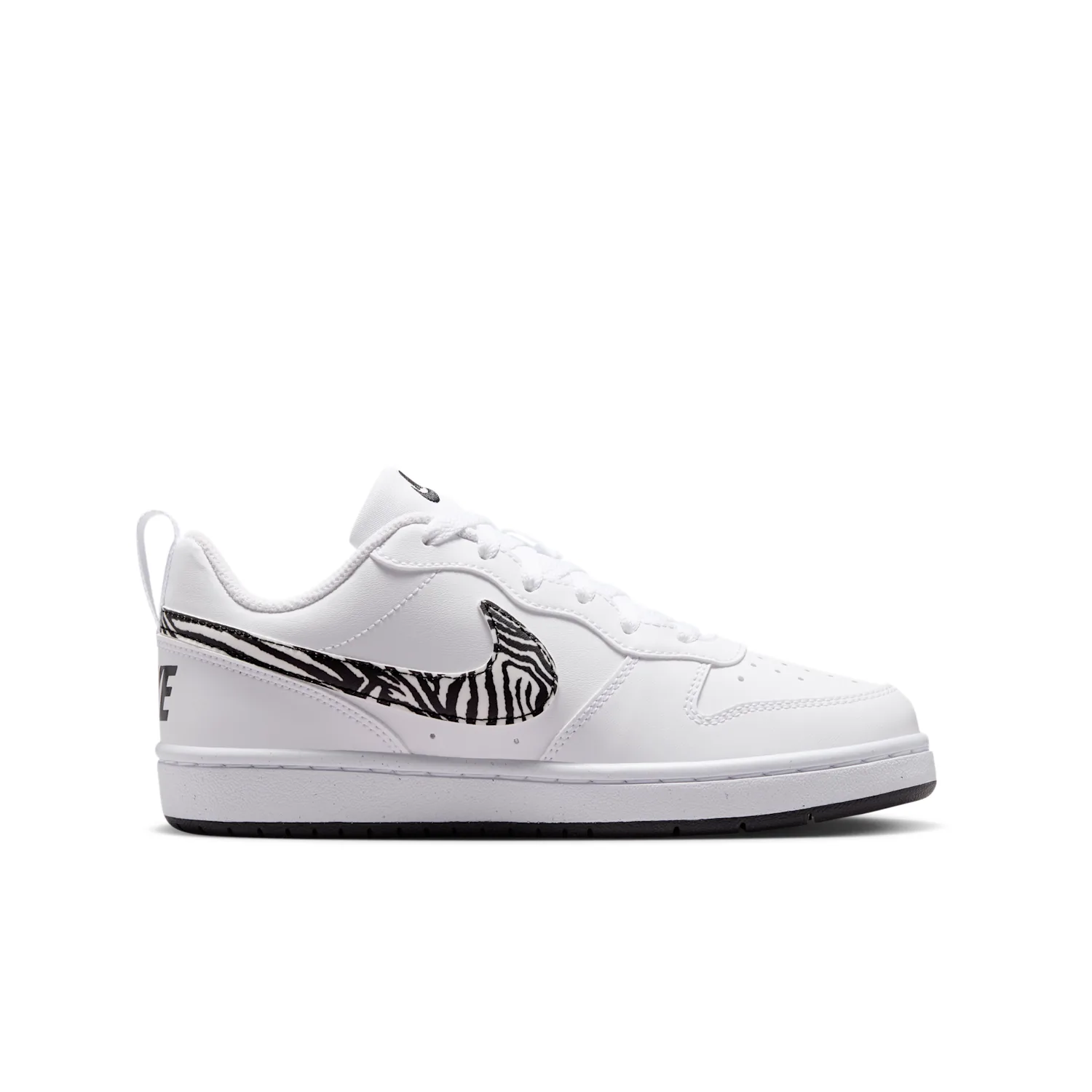 Nike Court Borough Low image 3