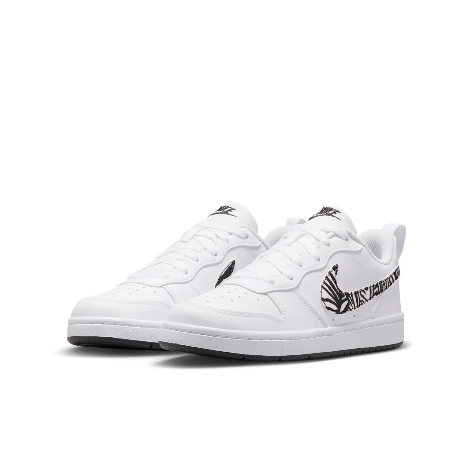 Nike Court Borough Low image 5