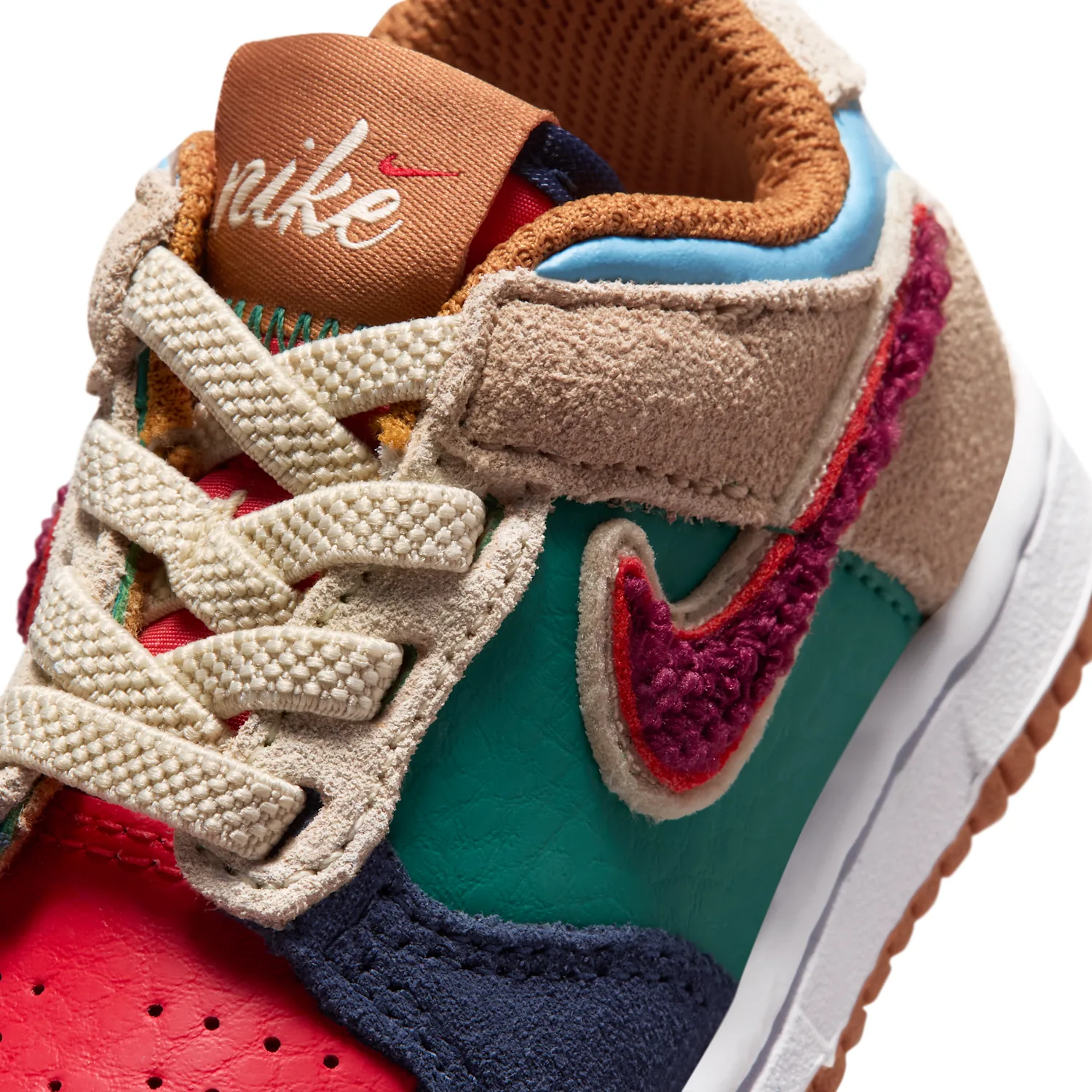 Nike Dunk Low image 7
