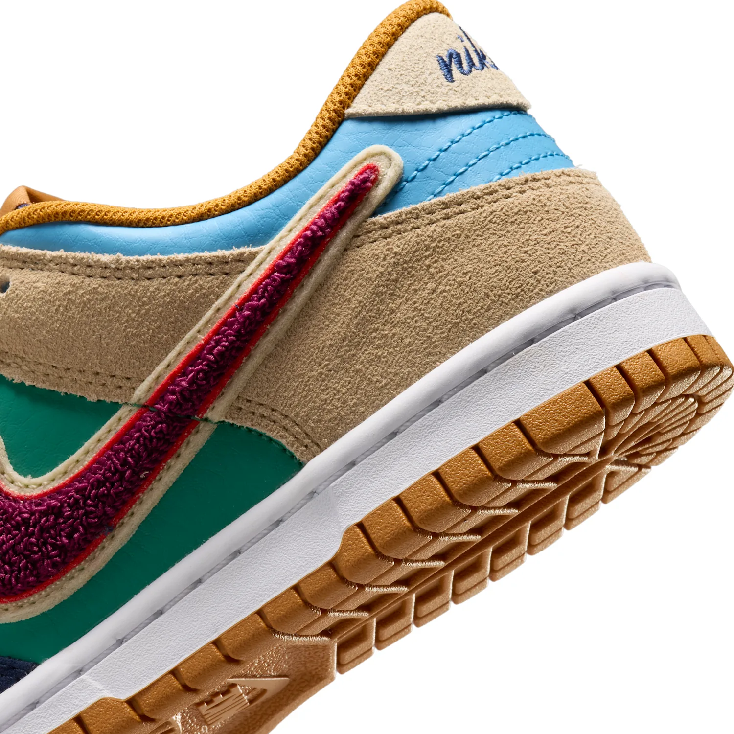 Nike Dunk Low image 8