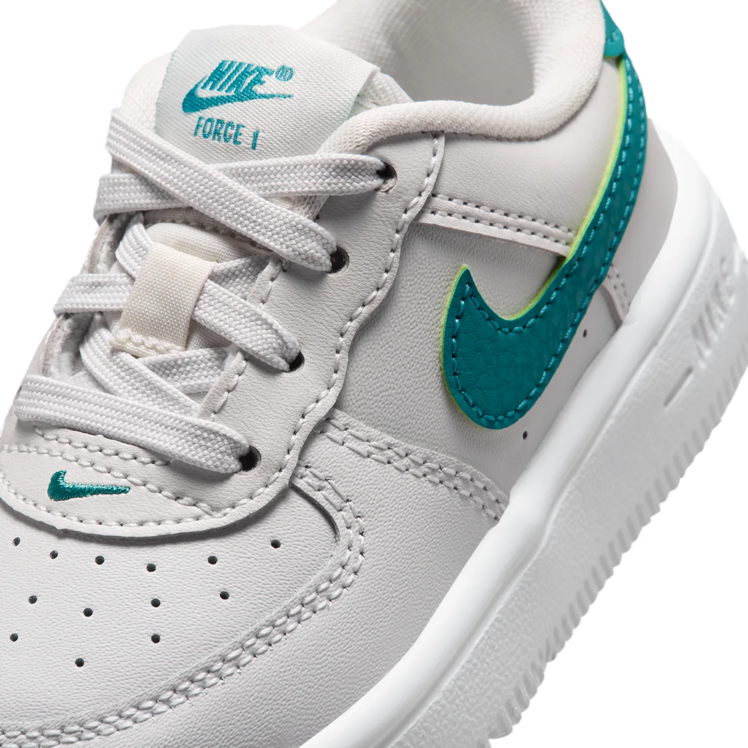 Nike Force 1 Low image 7