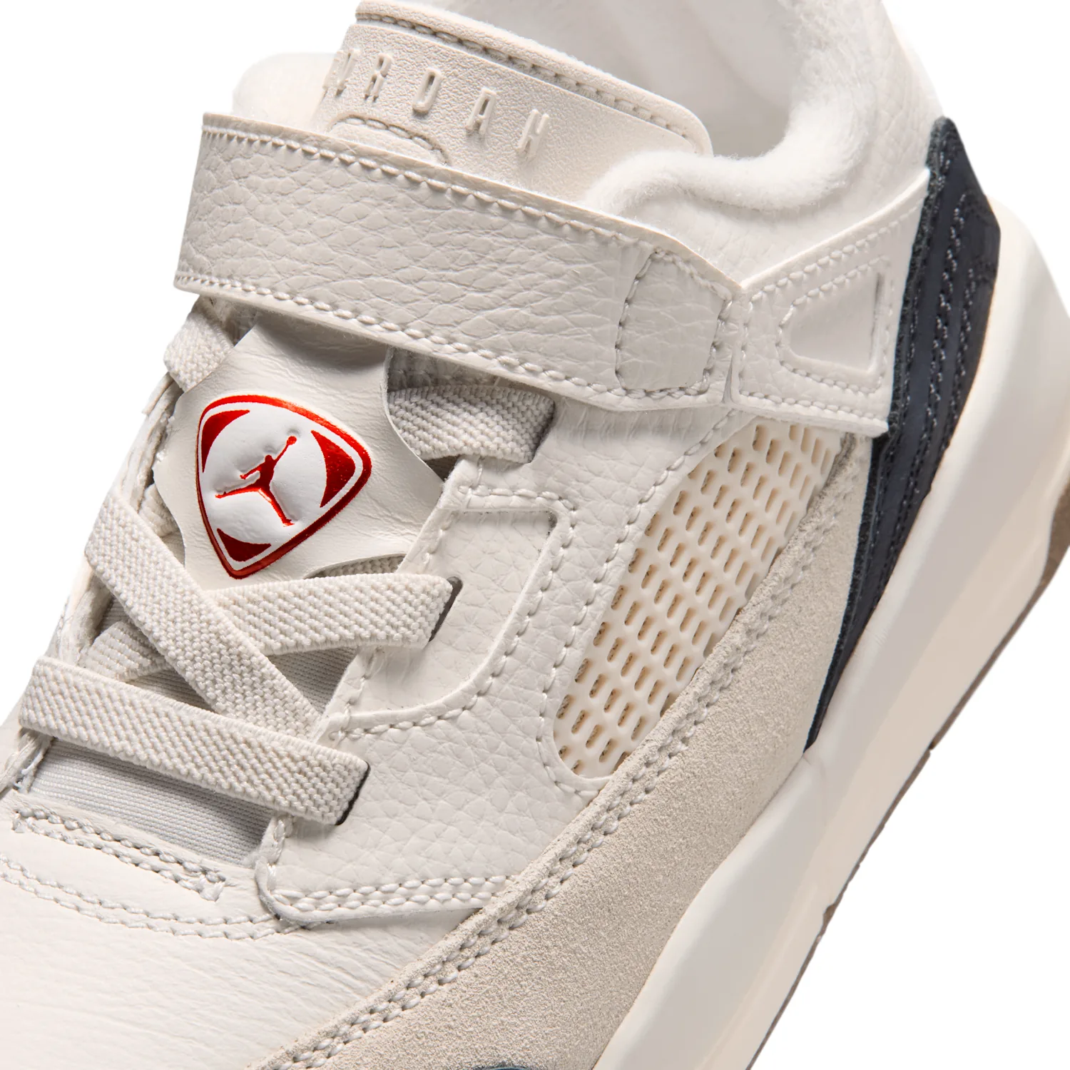 Jordan Spizike Low FC image 8