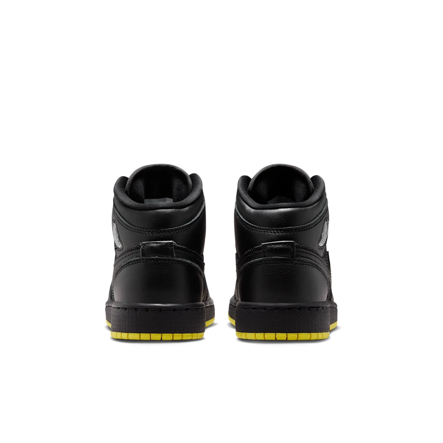 Air Jordan 1 Mid SE image 6