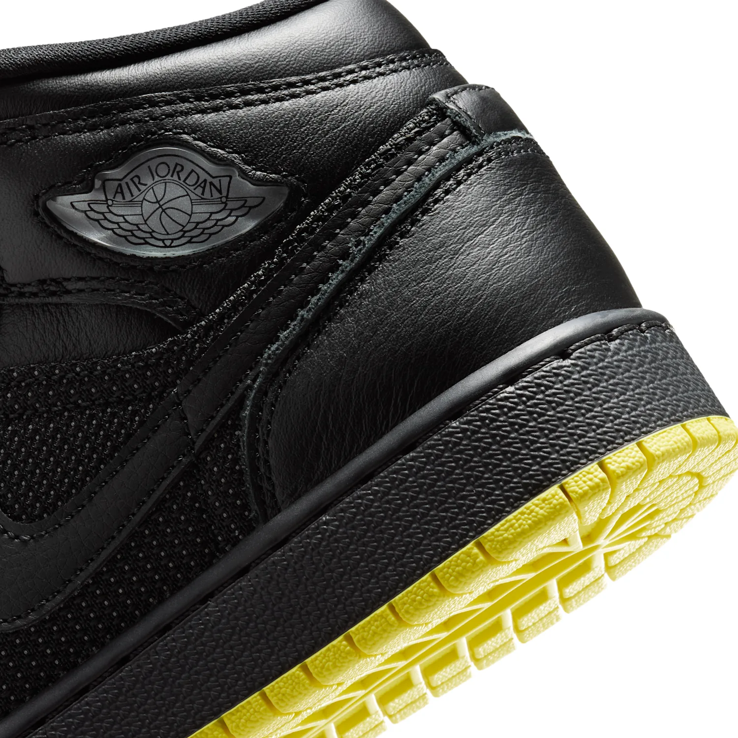 Air Jordan 1 Mid SE image 8