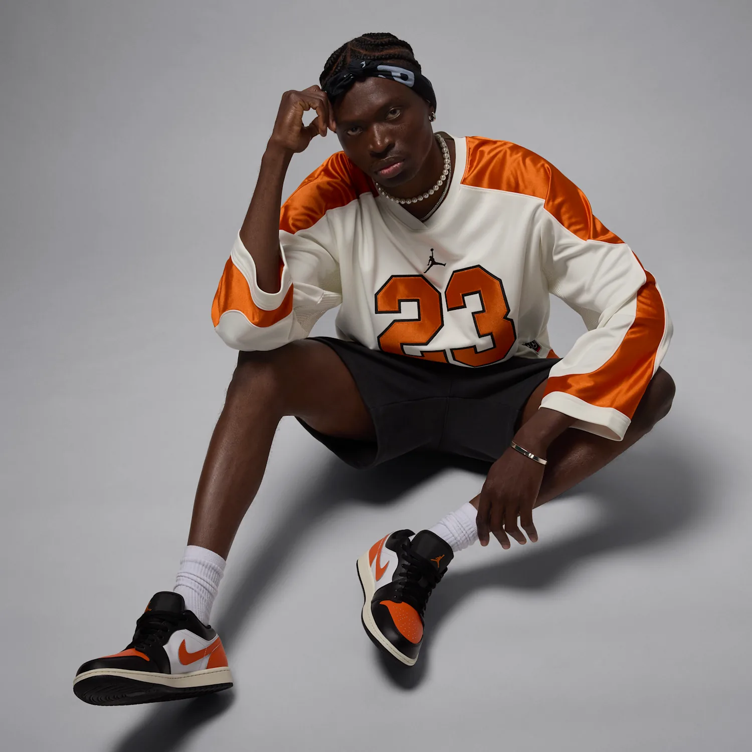 Air Jordan 1 Low image 9