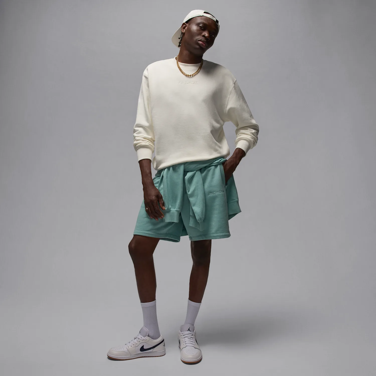 Air Jordan 1 Low image 9