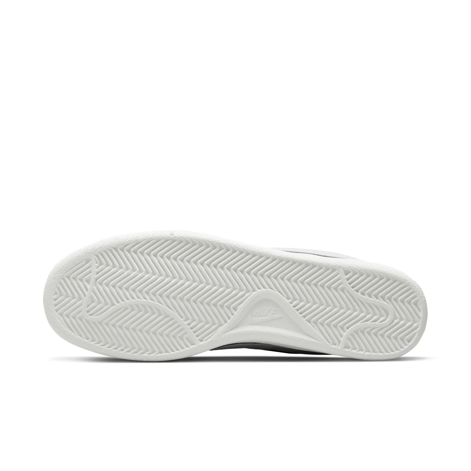 Nike Court Royale image 2