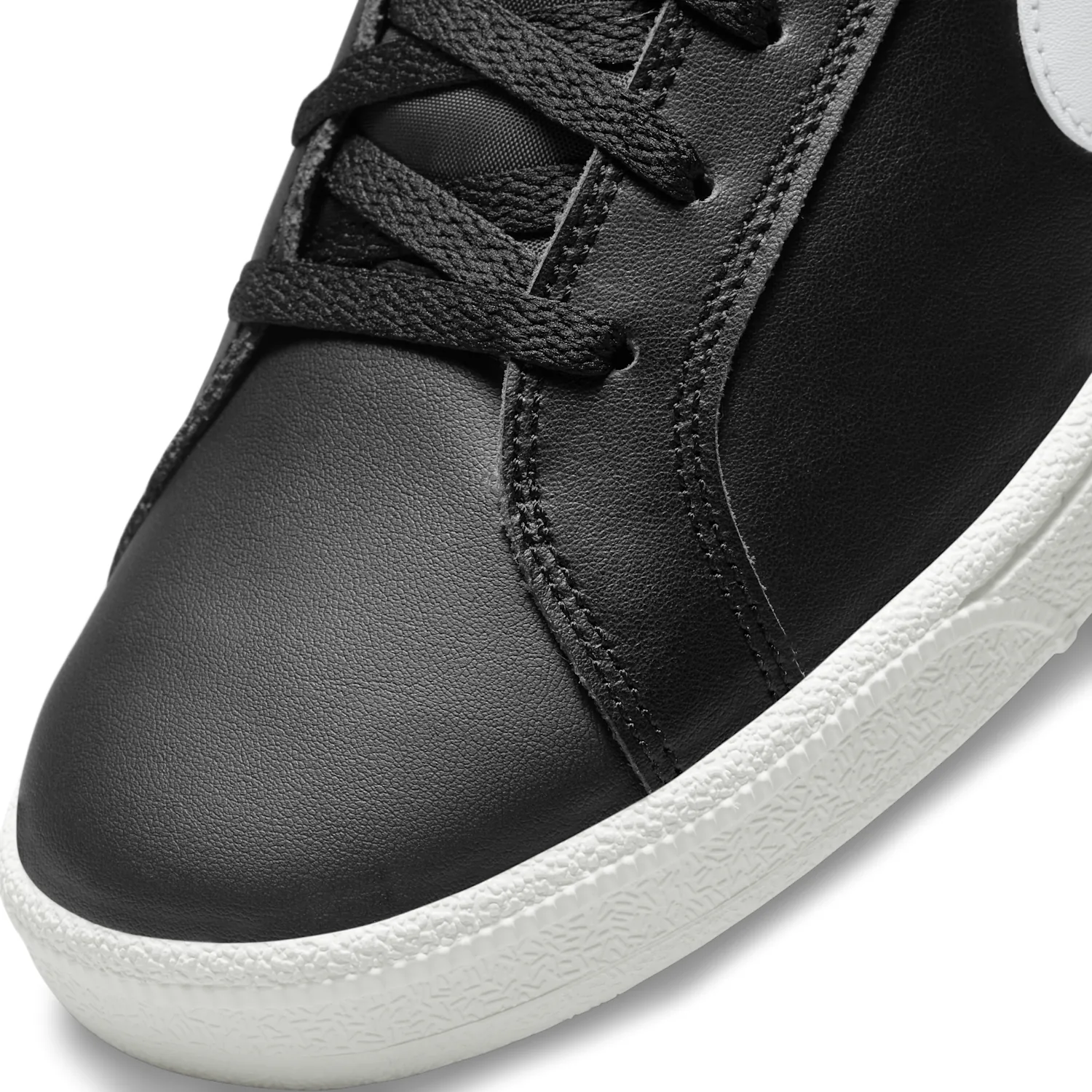 Nike Court Royale image 7