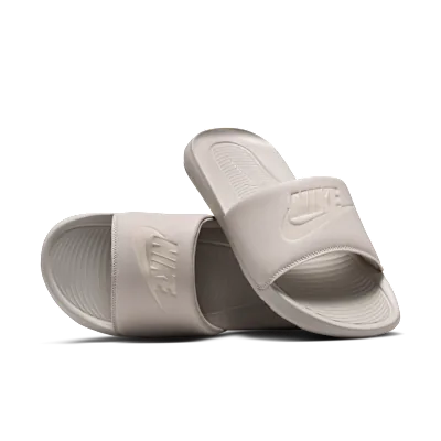 Nike Victori One