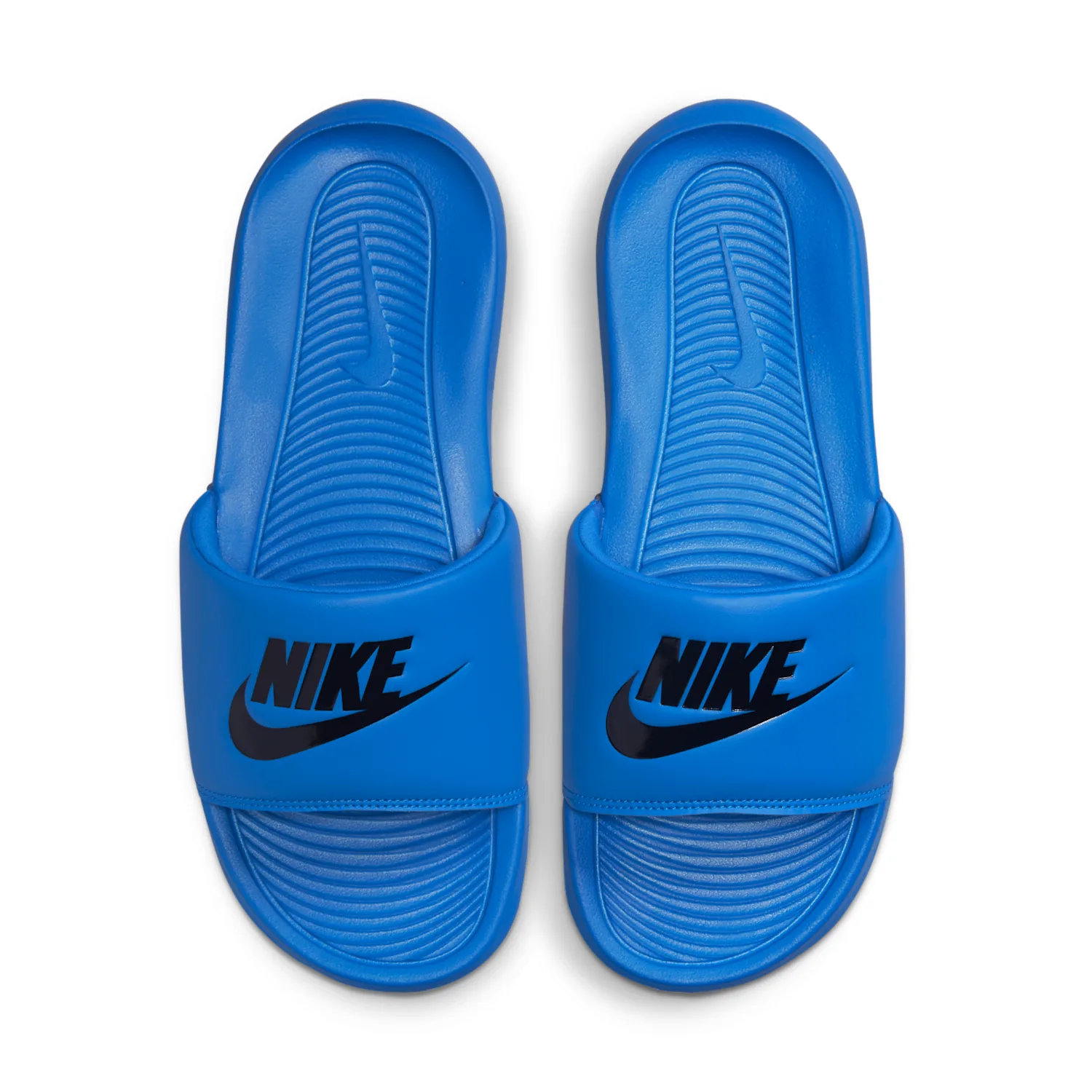 Nike Victori One image 4