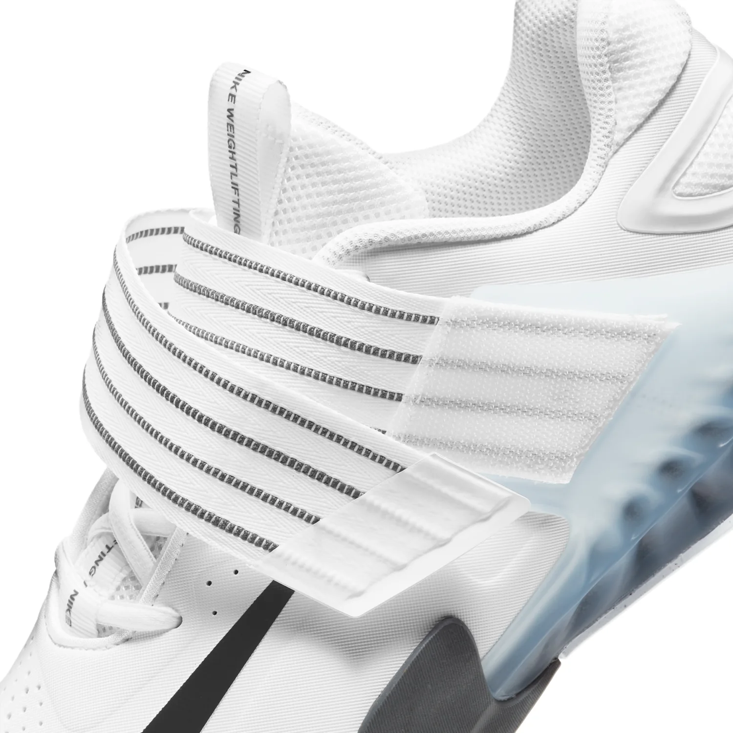 Nike Savaleos image 9