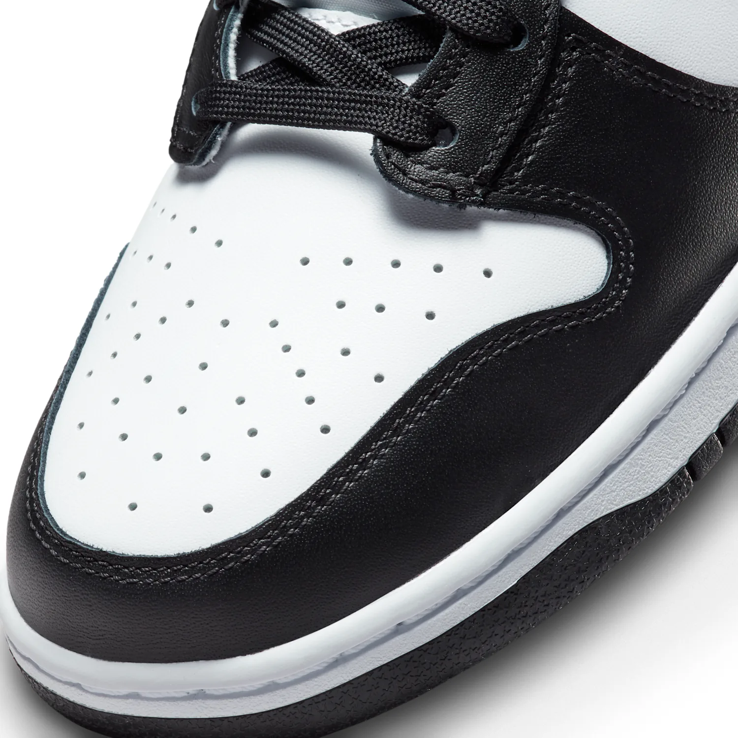 Nike Dunk High Retro image 8