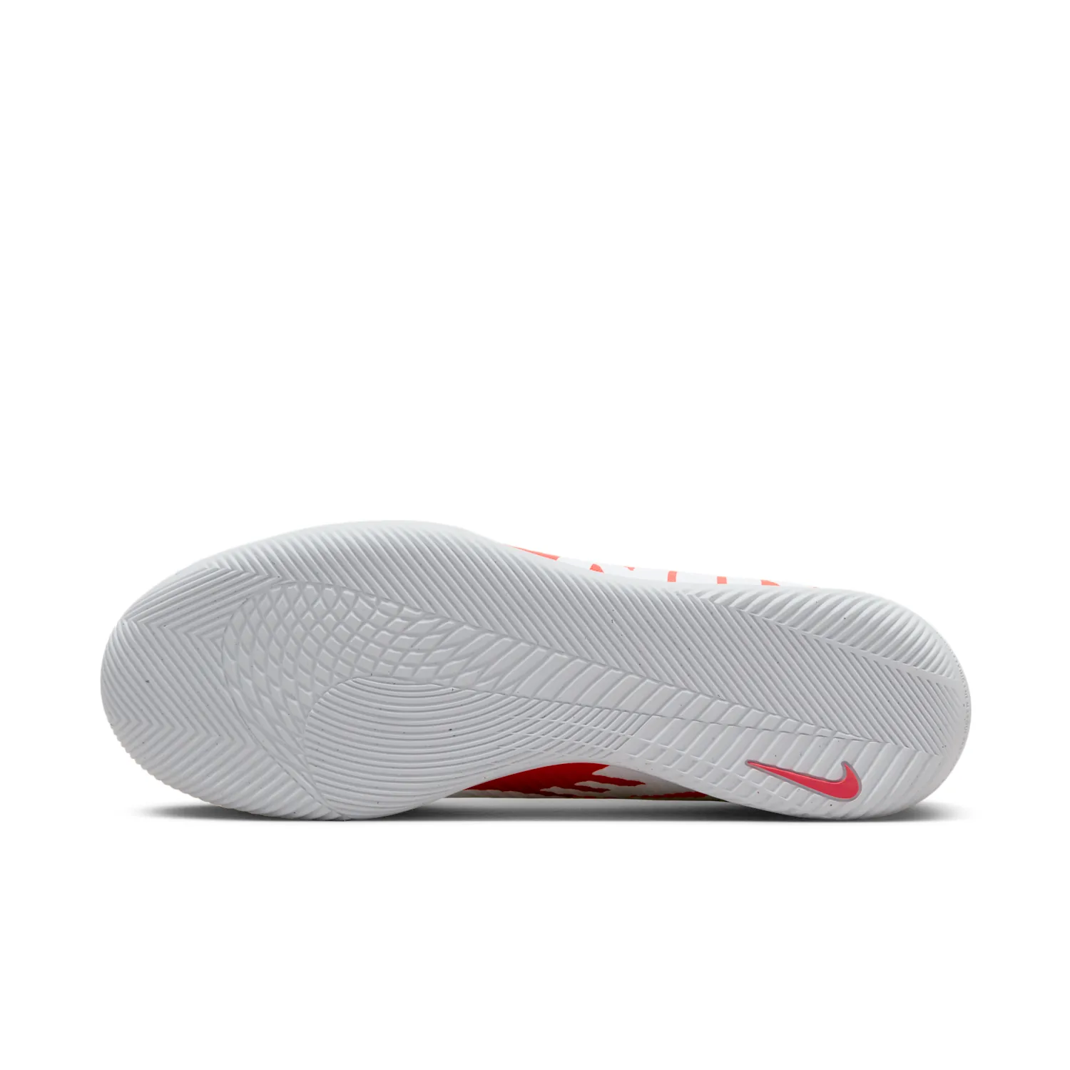 Nike Mercurial Vapor 15 Club image 2