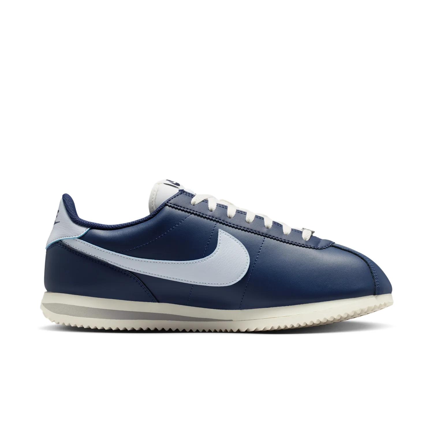 Nike Cortez Leather image 3