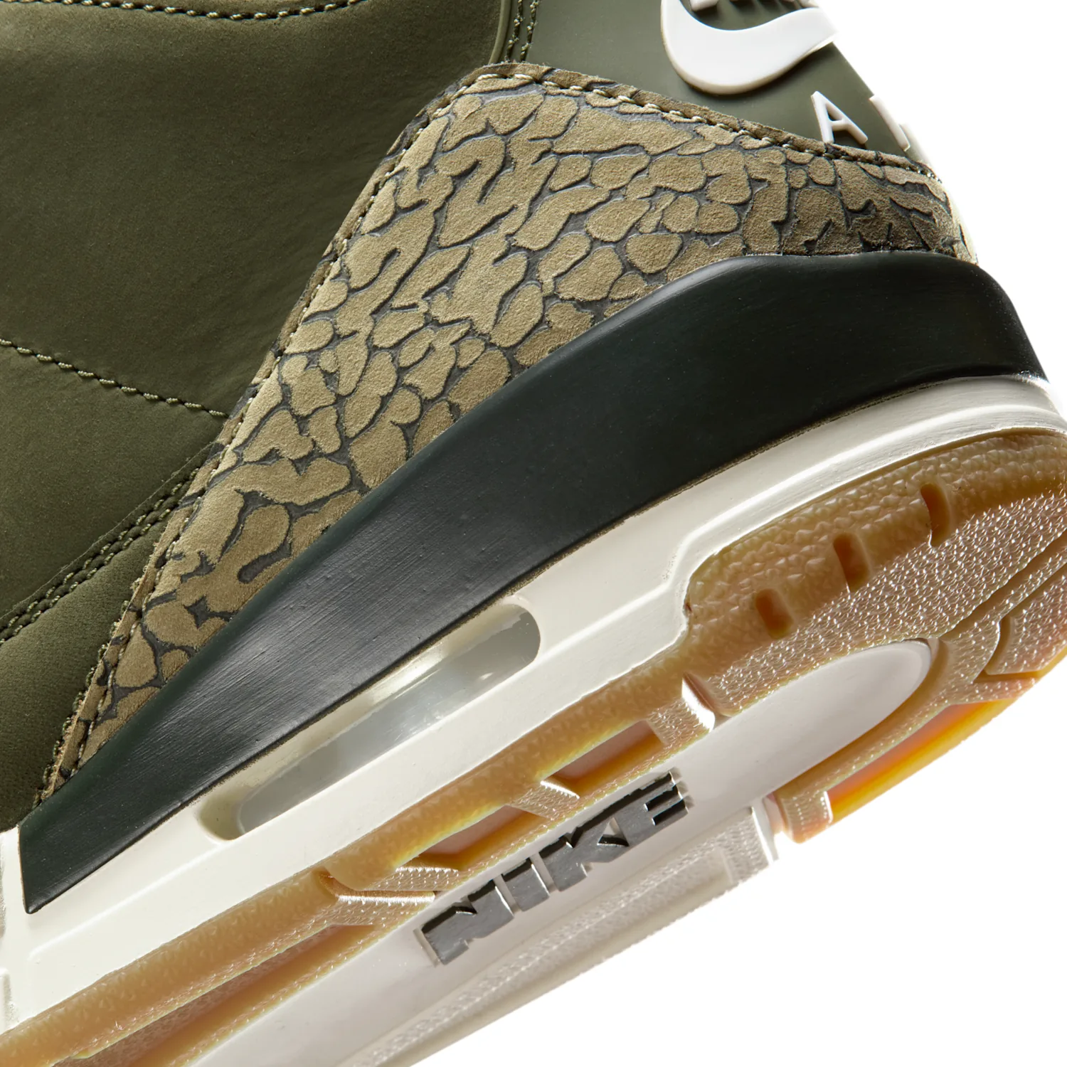Air Jordan 3 Retro "Medium Olive" image 8