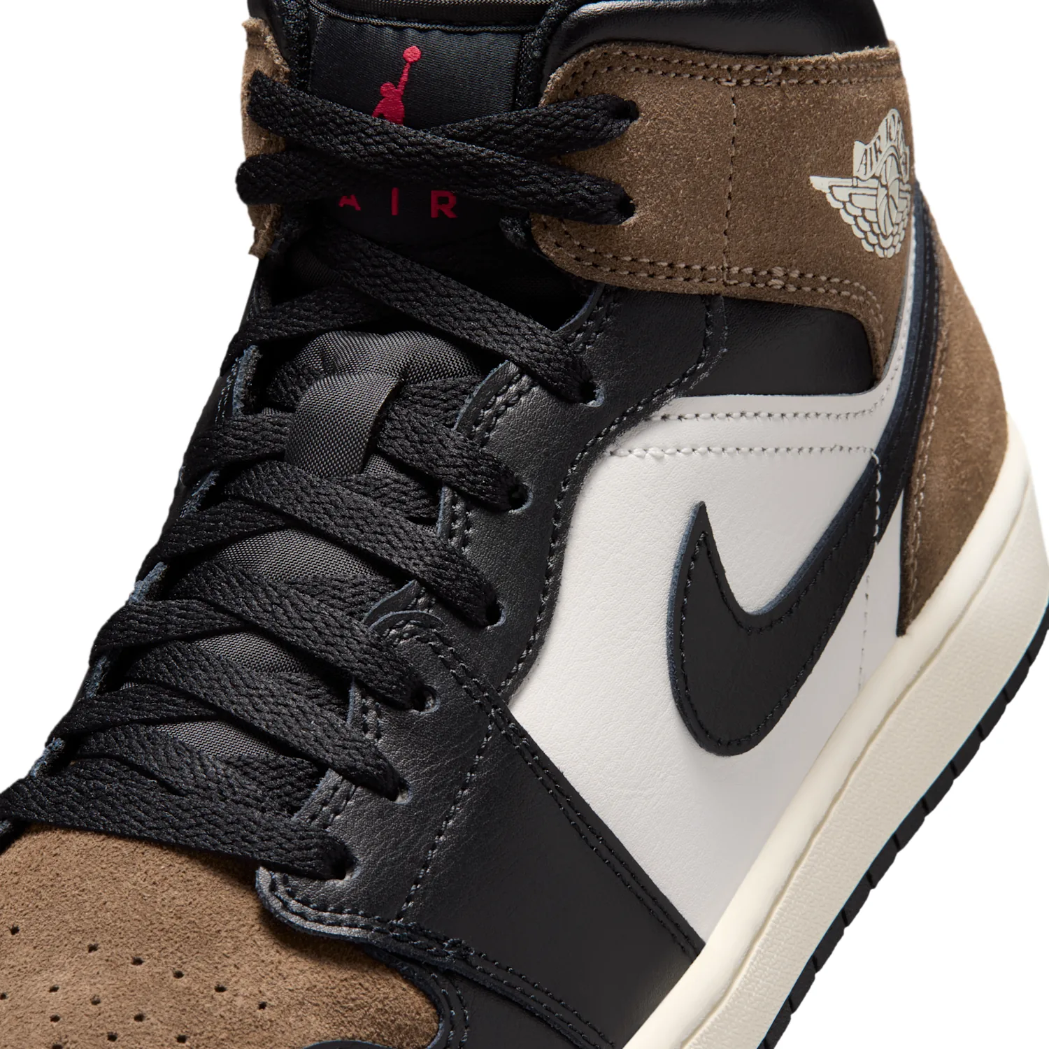 Air Jordan 1 Mid image 7
